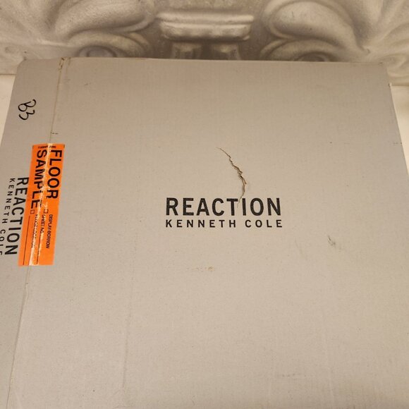 Kenneth Cole Reaction Boots Size 6 Ivory Tate Biker Jewel Faux Leather. NIB - Picture 12 of 15